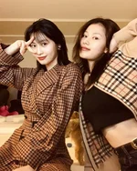 210119 TWICE Instagram Update - Momo & Sana