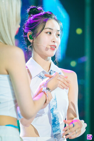 230813 ITZY Ryujin - CAKE at Inkigayo