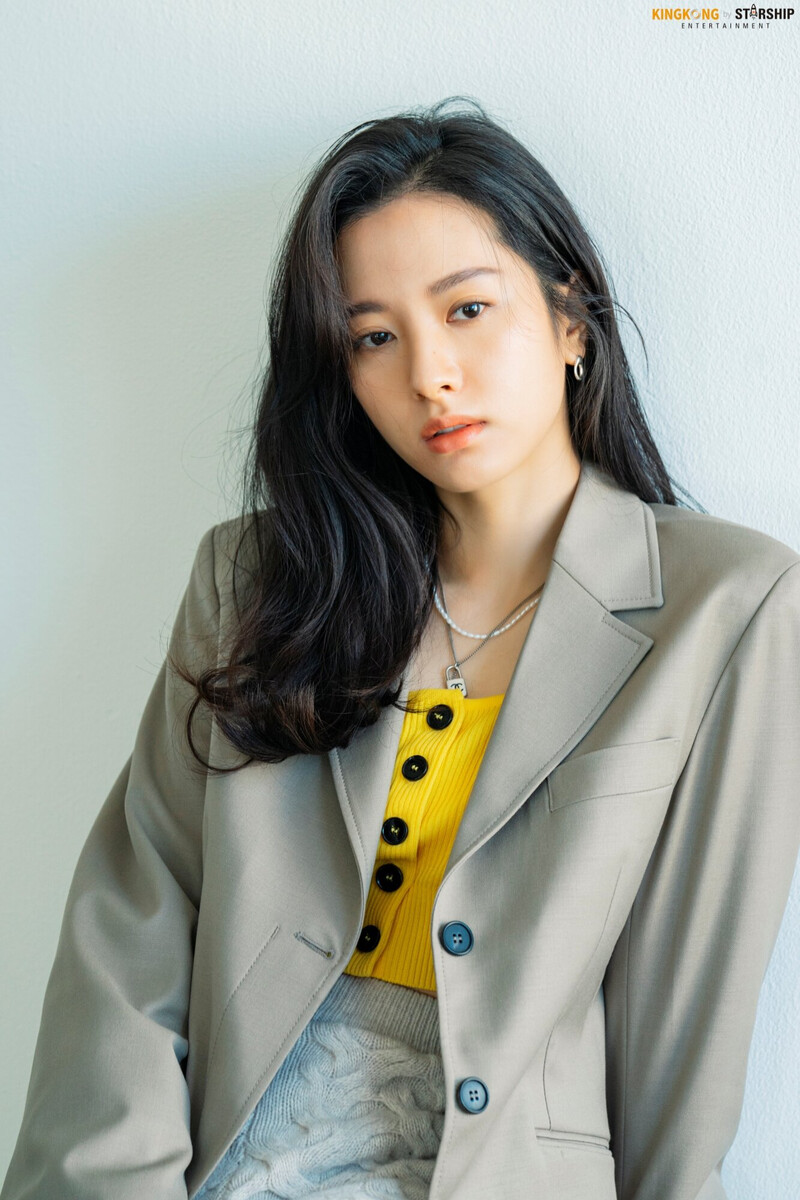 220324 Starship Naver - WJSN Bona - Esquire Photoshoot Behind | kpopping