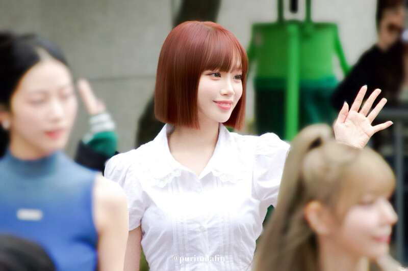 240906 LE SSERAFIM Chaewon - Music Bank Mini Fan Meeting & Commute documents 4