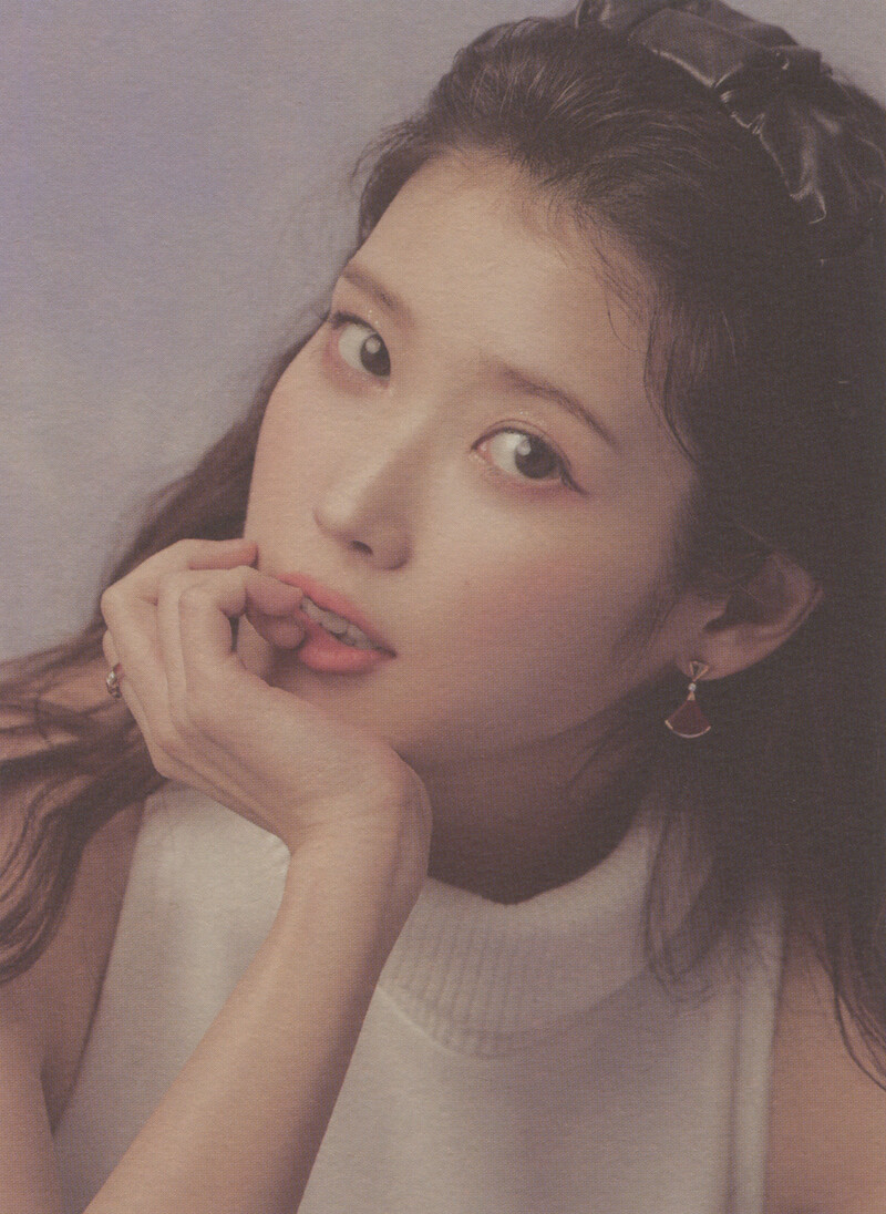 IU - 'LILAC' Photobook [SCANS] documents 2