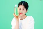 200619 [Apink] PlayM Naver Post Chorong for Veridique Ad Shoot Behind