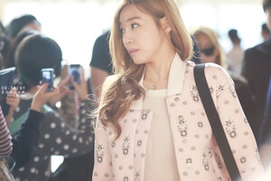 141004 Girls' Generation Tiffany at Gimpo Airport