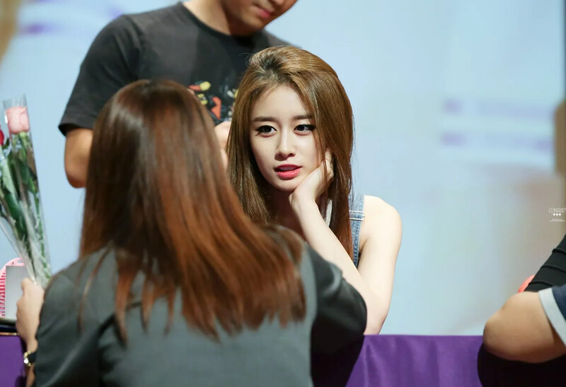 Jiyeon495.jpg