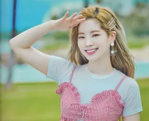 TWICEZINE "Twaii's TWICE - Aloha" Scans | Dahyun