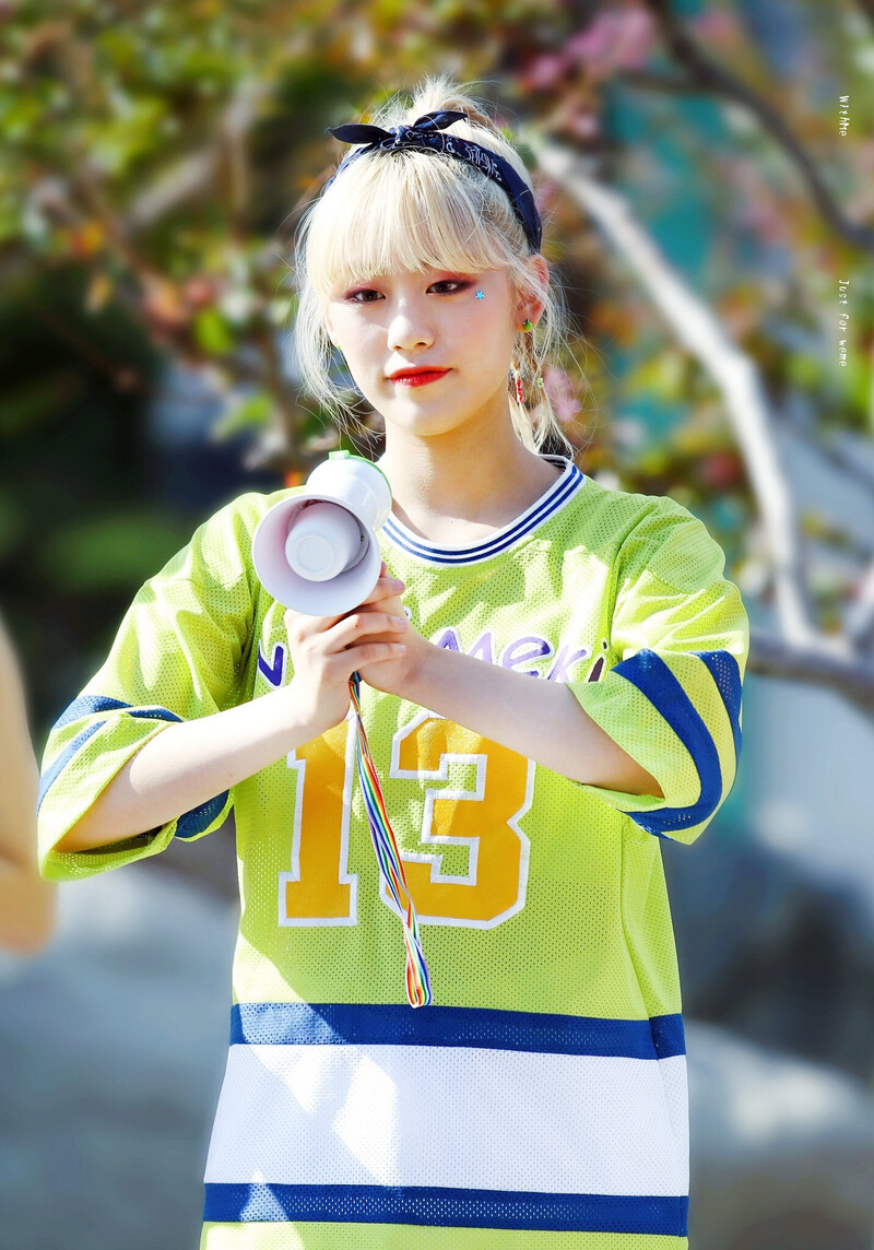 170929 Weki Meki Lua at Music Bank Mini Fanmeet documents 1