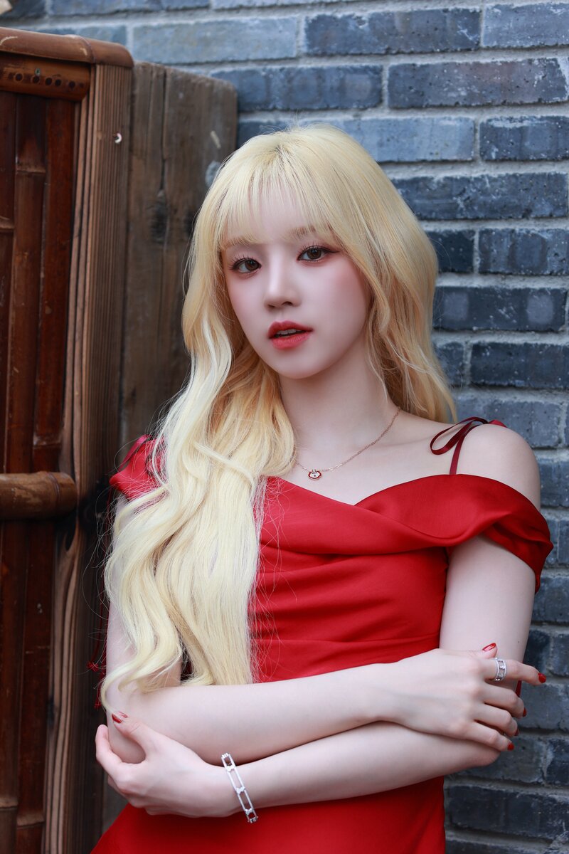 240418 Cube Weibo Post - (G)I-DLE Yuqi - 'Keep Running' Variety Show Stills documents 1