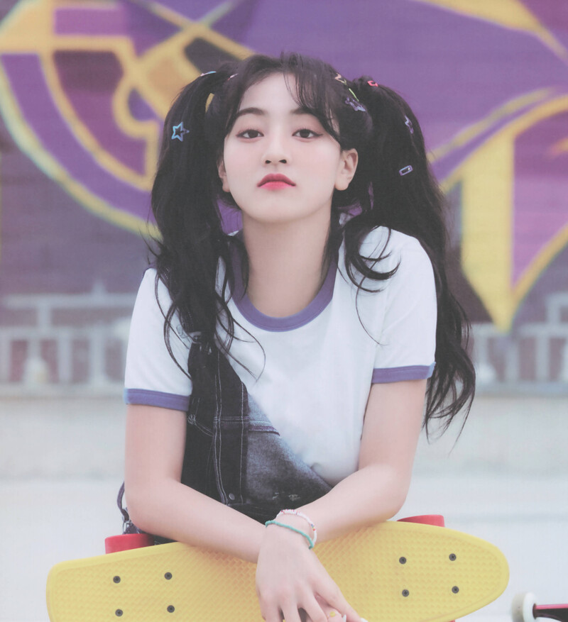 Yes, I am Jihyo 1st Photobook (Scans) documents 13