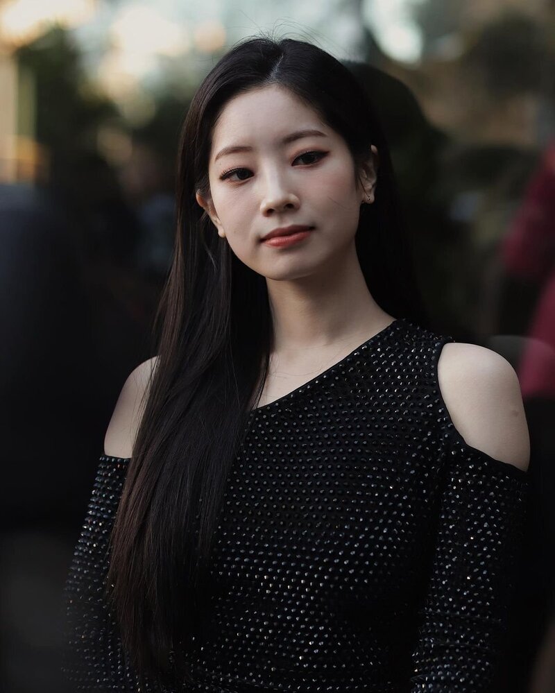 220914 TWICE Dahyun at Michael Kors SS23 Collection Runway Show documents 5