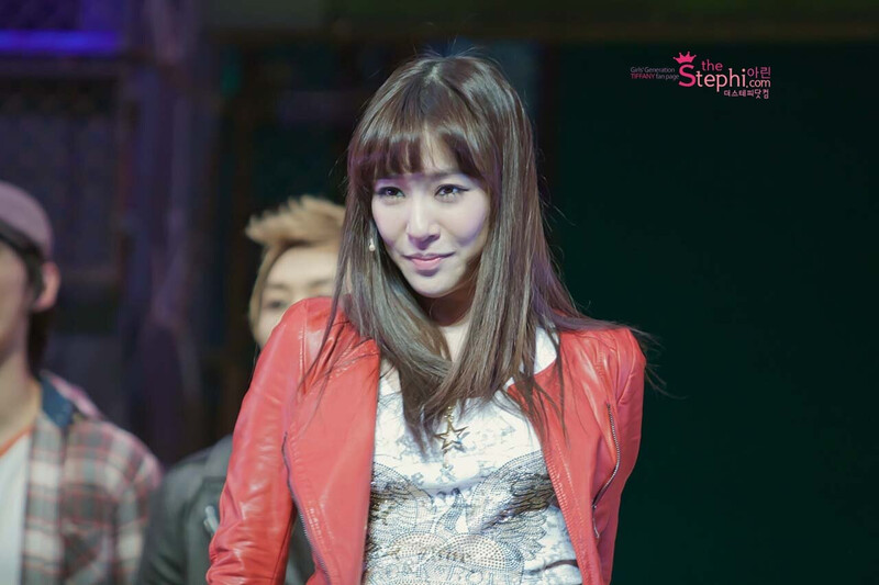 111221 Girls' Generation Tiffany at FAME! Musical First Show documents 11