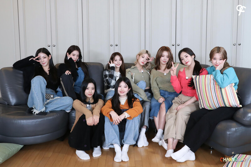 220316 fromis_9 Weverse - <CHANNEL_9> EP21-23 Behind Photo Sketch documents 1