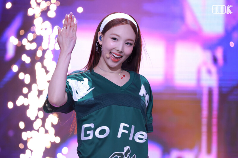 240621 TWICE Nayeon - 'ABCD' at Music Bank documents 8