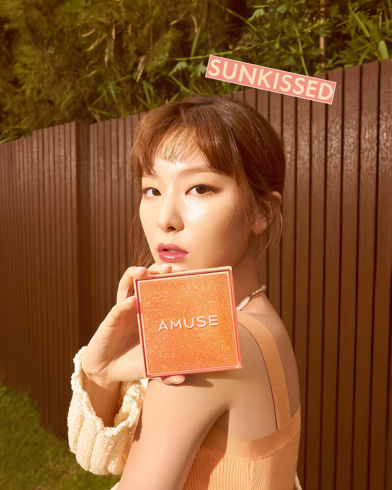 Red Velvet Seulgi for AMUSE Sunlit Eye Palette documents 3