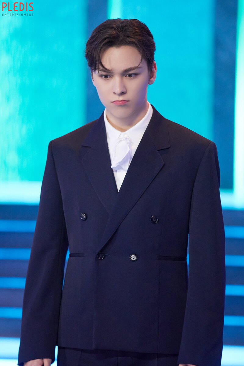 221116 SEVENTEEN ‘DREAM’ Behind the scenes of the ‘DREAM’ MV shooting - Vernon | Naver documents 1