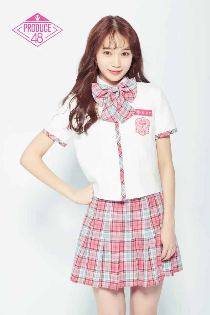 Kim_Chaewon_Produce_48_profile_photo_(1).jpg