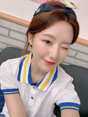 230928 - (G)I-DLE Twitter Update with SHUHUA