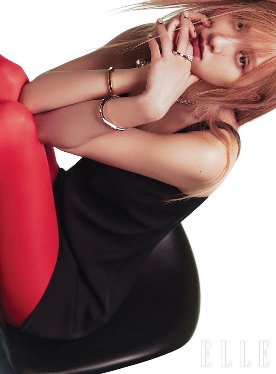 BLACKPINK's ROSÉ Shines on ELLE Korea June 2023 Cover
