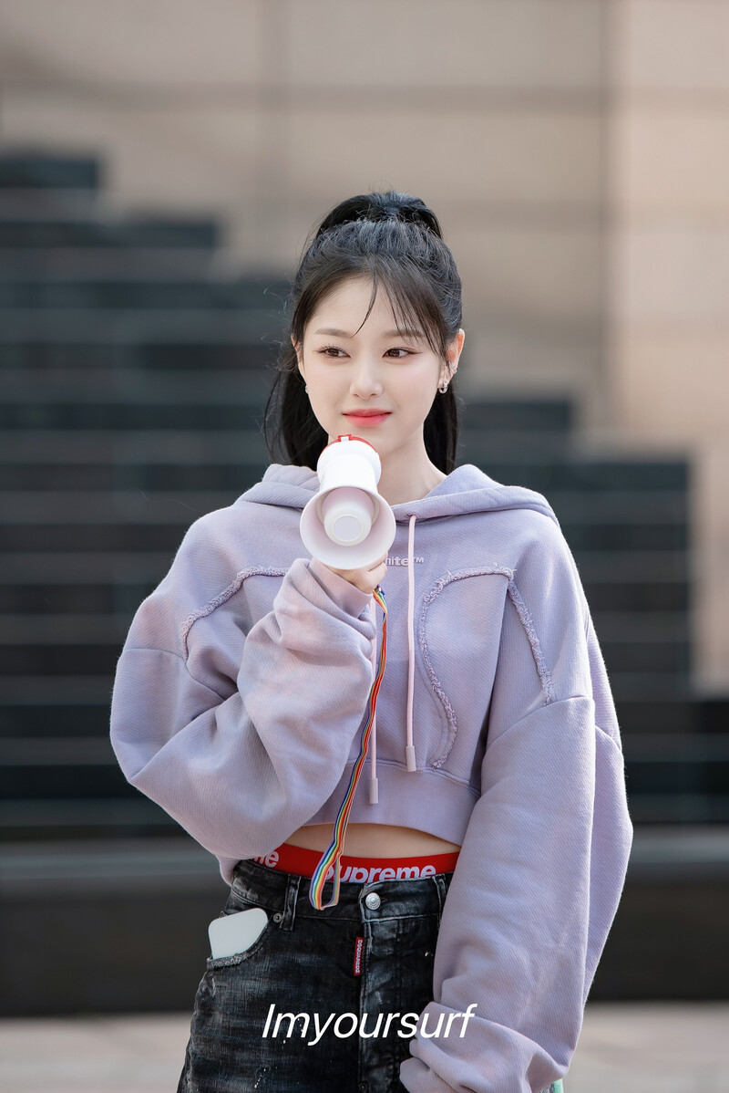 231018 Loossemble HyunJin - Mini Fanmeet documents 3