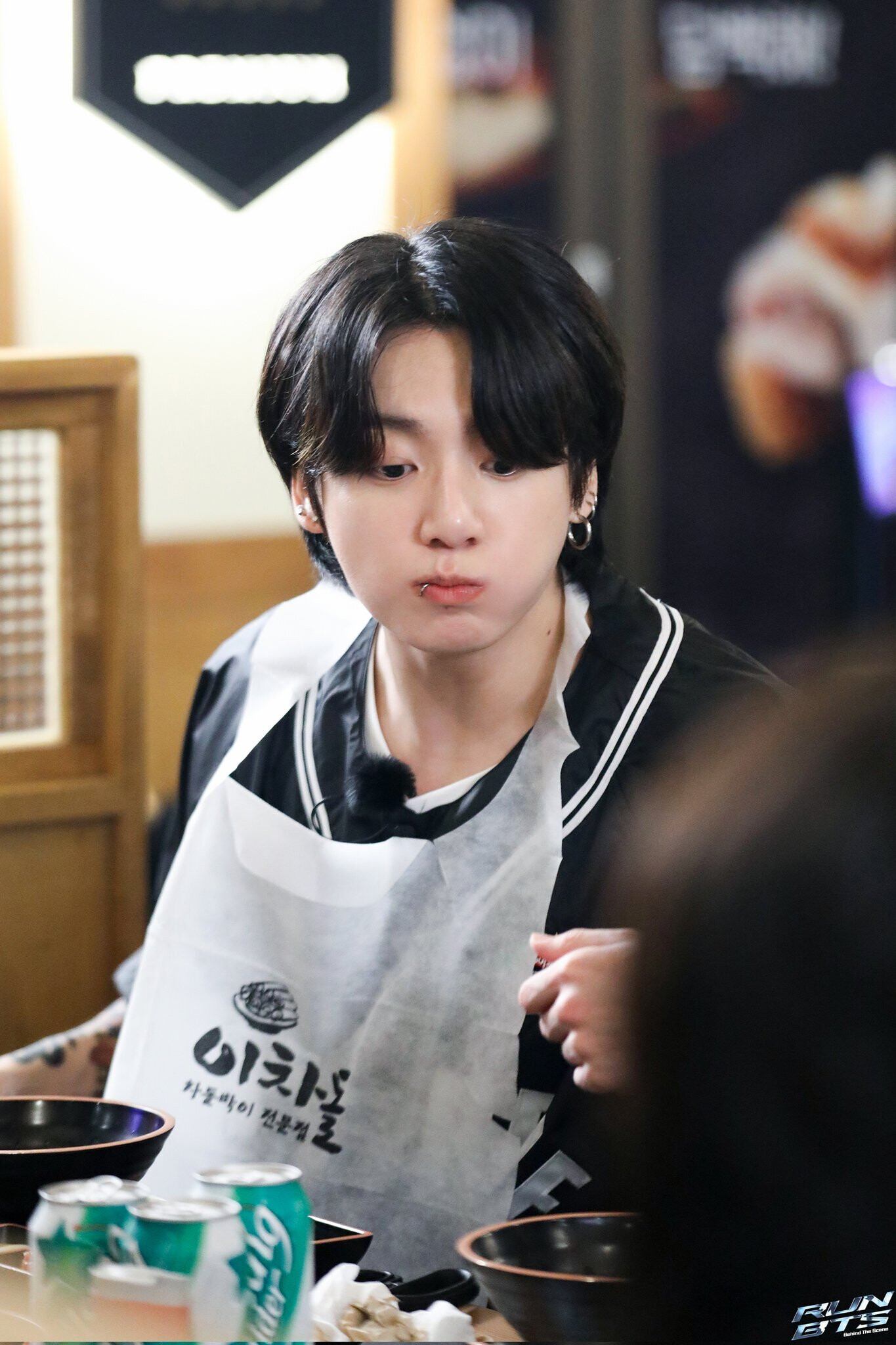 220824 BTS Weverse Update - Run BTS! 2022 Special Episode - Telepathy Part  2 behind cut