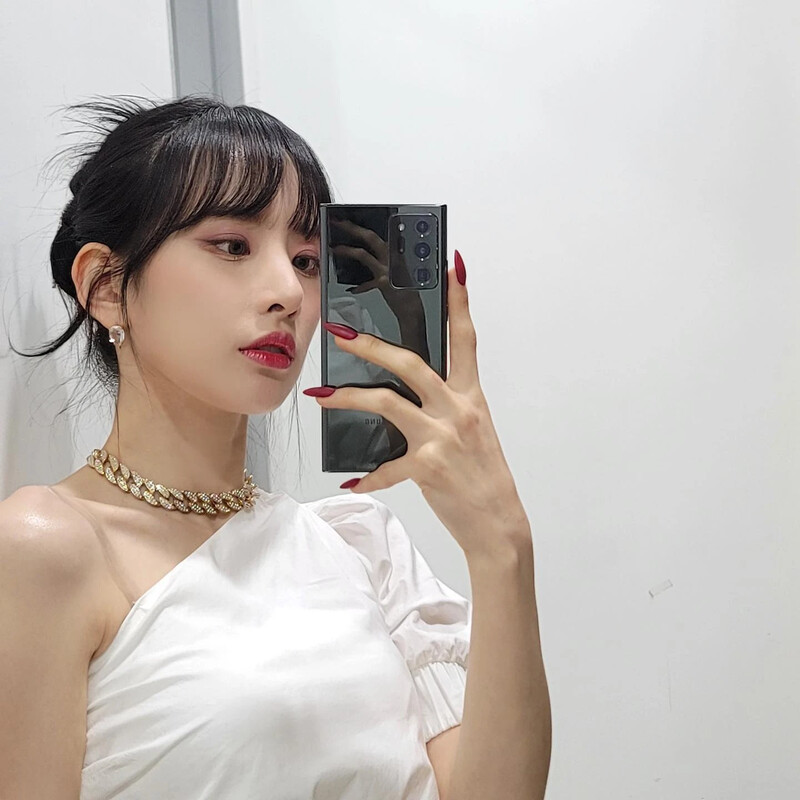 210407 Seola Instagram Update documents 2