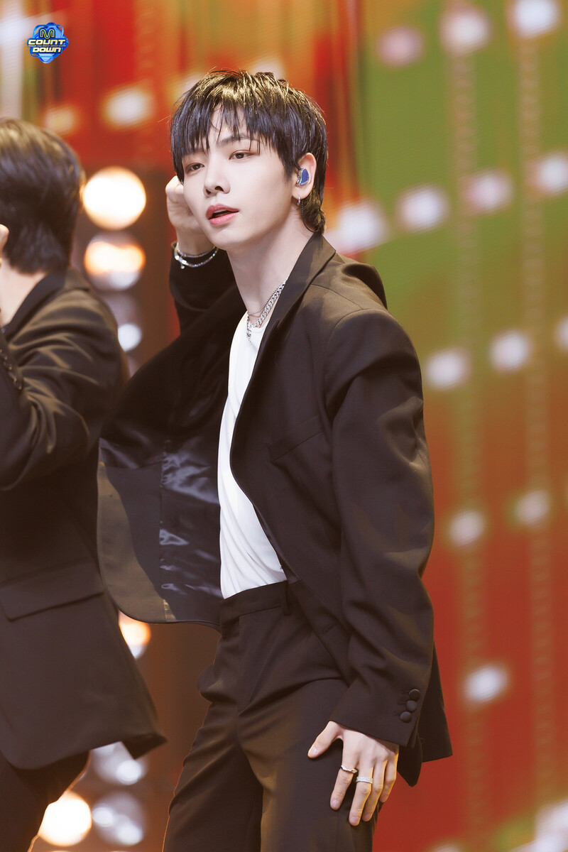 240111 MC Jaehyun - 'Standing Next to You' Special Stage at M Countdown documents 16