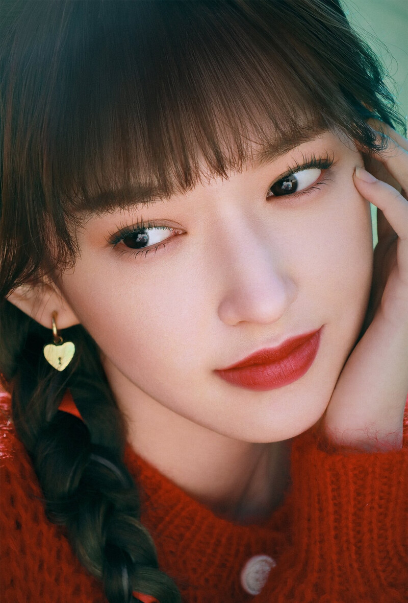 WJSN's Cheng Xiao for Canon EOS M50 Mark II documents 9