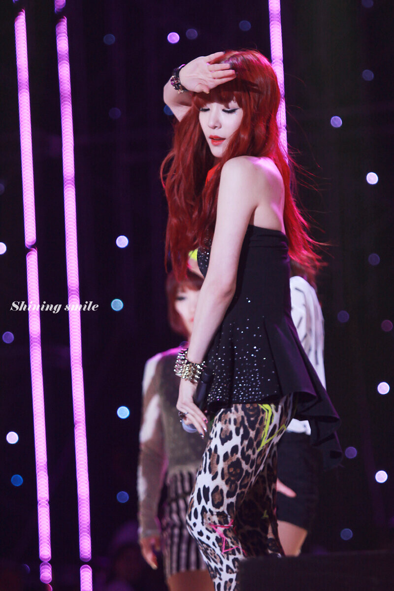 120510 Girls' Generation-TTS Tiffany at KBS Open Concert in Yeosu documents 5