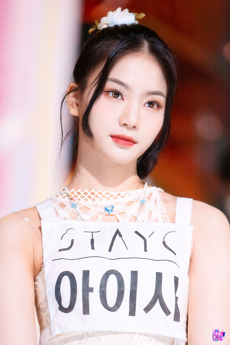 220807 STAYC Isa 'BEAUTIFUL MONSTER' at Inkigay documents 17