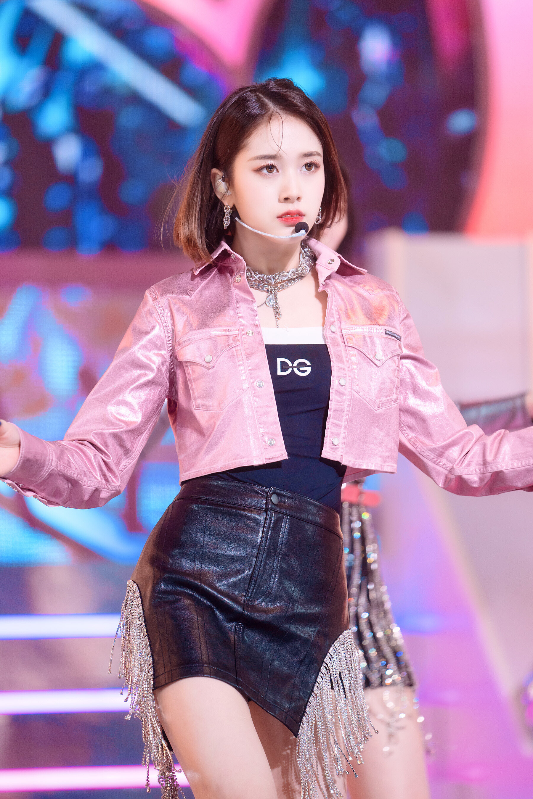 220227 STAYC J at Inkigayo | kpopping