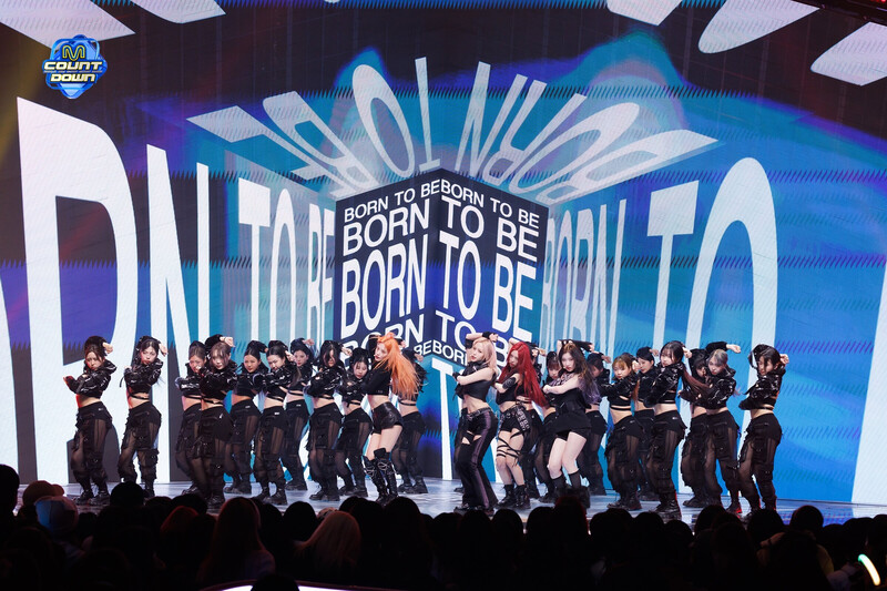 240111 ITZY - 'BORN TO BE' and 'UNTOUCHABLE' at M Countdown documents 18