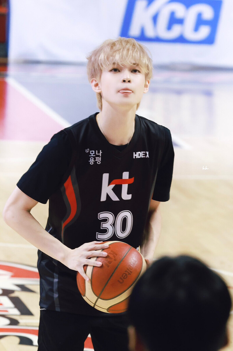 241020 NCT Chenle for First Ceremonial Throw for KT Sonic Boom Basketball Team documents 1