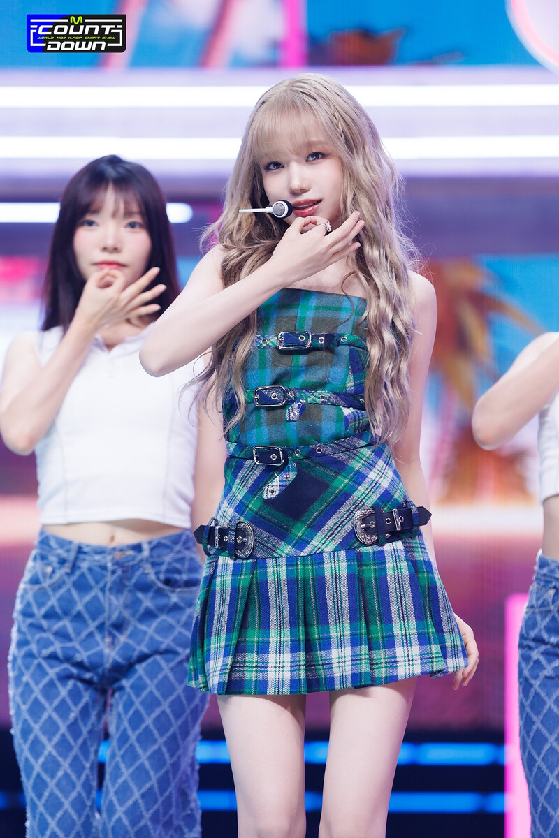 230810 JO YURI - 'TAXI' at M COUNTDOWN documents 4