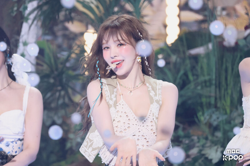 240706 Red Velvet Wendy - 'Cosmic' at Music Core documents 1