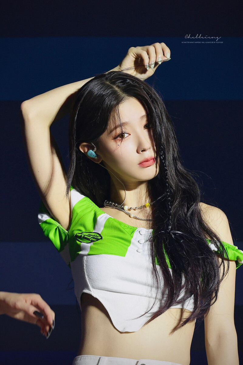 240804 Miyeon at (G)I-DLE World Tour [iDOL] in Seoul - Day 2 documents 7