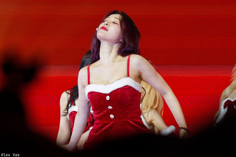 241225 Dreamcatcher Gahyun - '7 Doors of Christmas: A Lucky Encore' in Seoul Day 2 documents 9