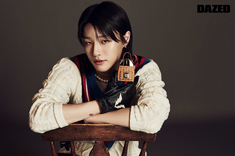 WOODZ for DAZED Korea x MCM 'EAU DE PARFUM' Dec Issue 2021 documents 4