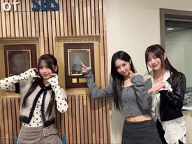 250209 RESCENE Instagram Update - May, Woni n Minami