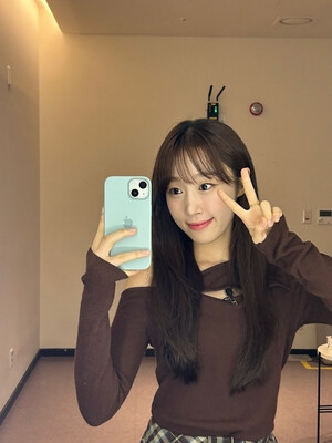 241029 - WJSN Twitter Update with SOOBIN