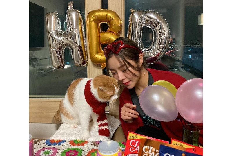 211231 Whee In Instagram Update documents 1