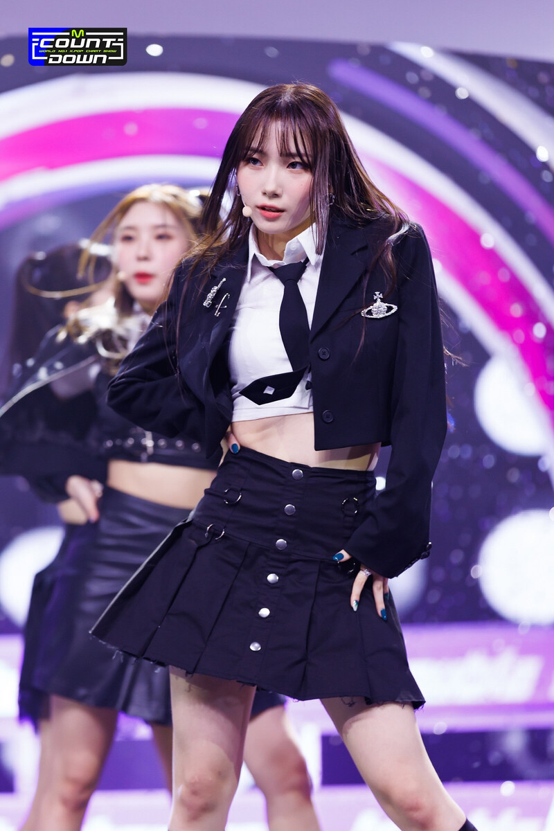 221013 Kep1er Youngeun 'We Fresh' at M Countdown documents 8