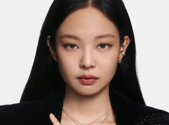 BLACKPINK JENNIE for CHANEL COCO CRUSH 2023 Campaign | kpopping