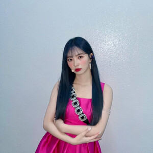 220608 CHERRY BULLET Instagram Update - JIWON