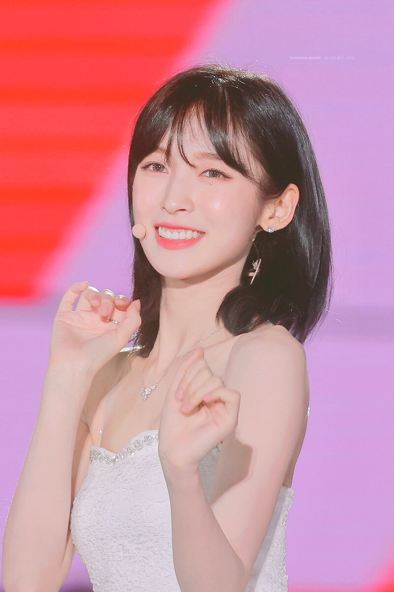 220618 OH MY GIRL Arin - 28th Dream Concert documents 1