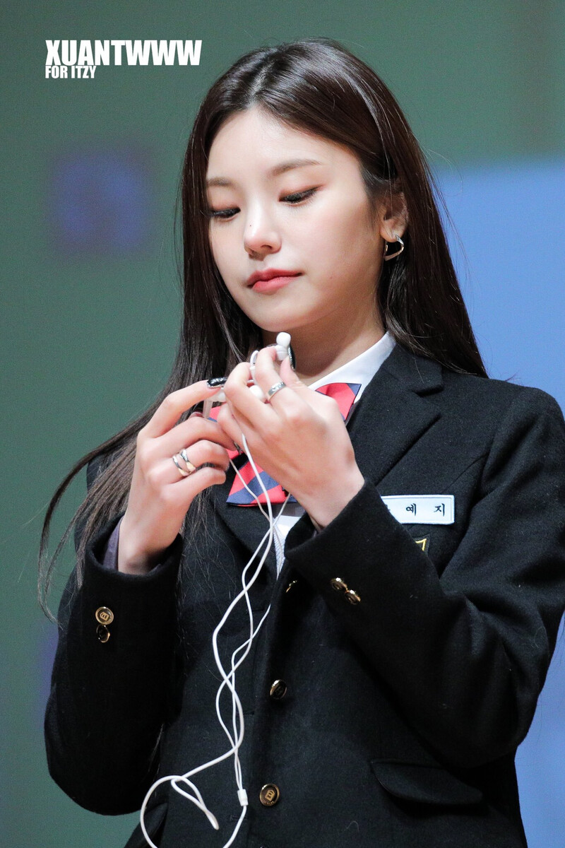 221217 ITZY Yeji documents 1