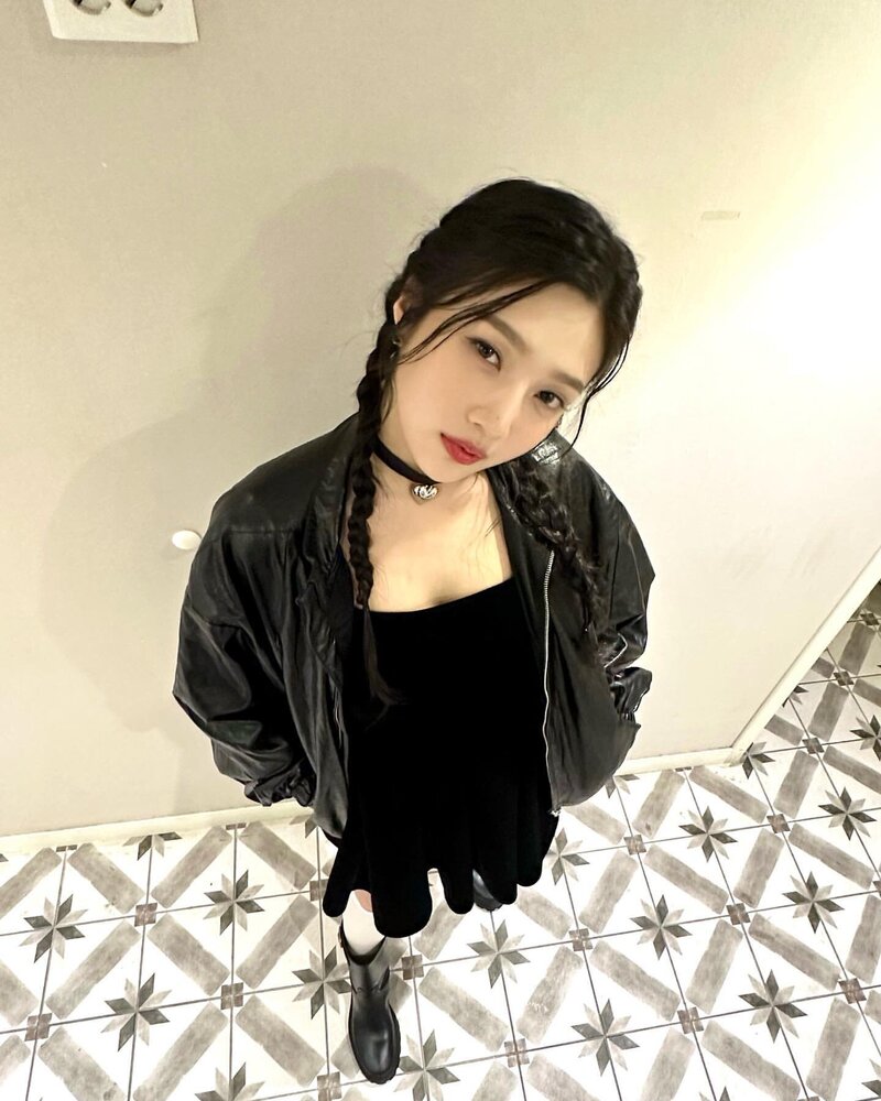 230910 Red Velvet Joy Instagram Update documents 9