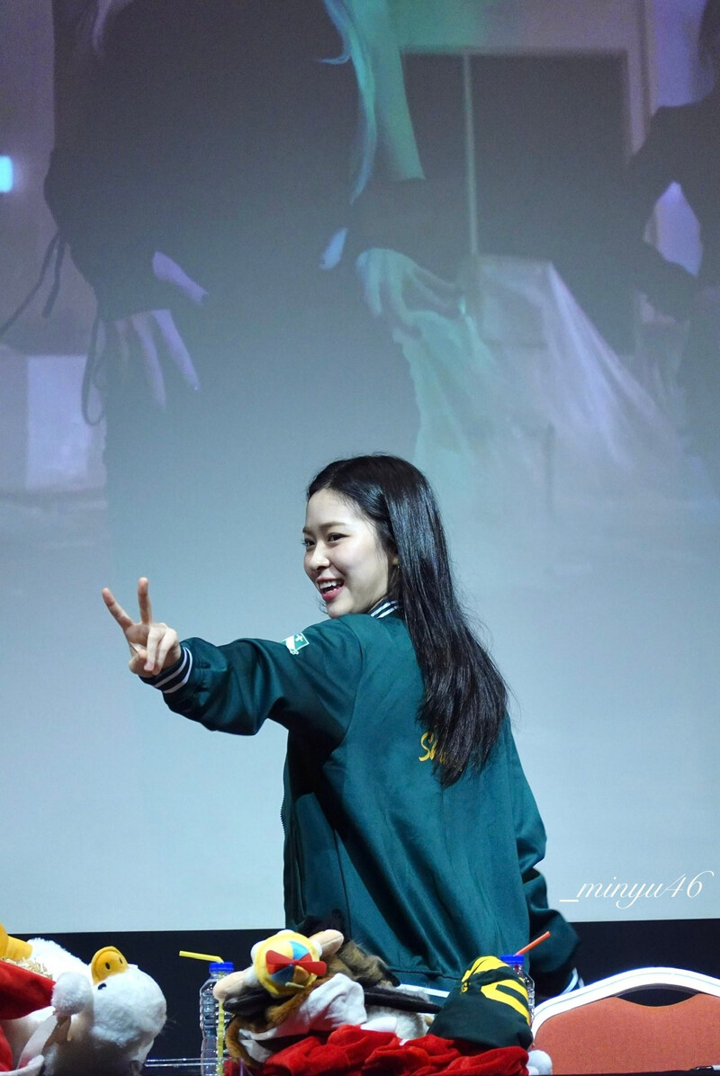 241227 Itzy Ryujin at Fansign in Singapore documents 3