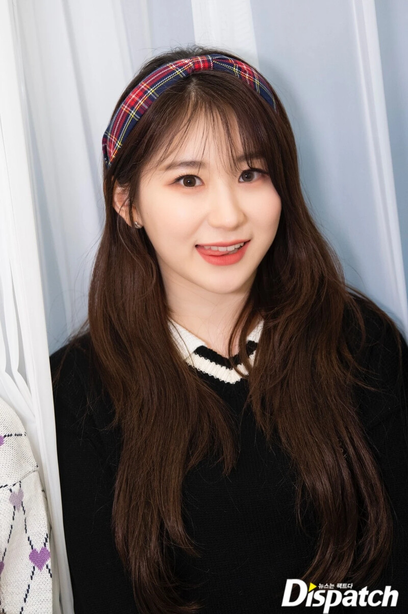 210308 IZ*ONE Studio Photoshoot with Dispatch documents 20