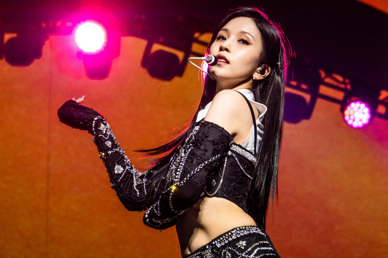 230503 TWICE Mina - ‘READY TO BE’ World Tour in Sydney Day 2 documents 4