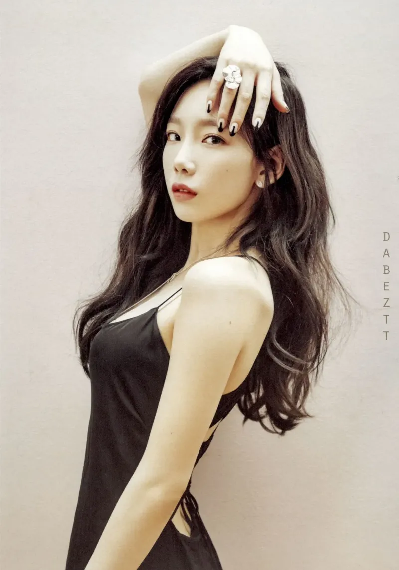 Taeyeon1070.jpg