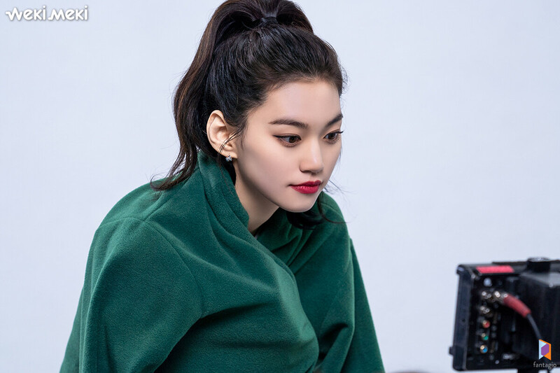 210730 Fantagio Naver Post - Doyeon's KB Kookmin Bank CF Behind documents 20